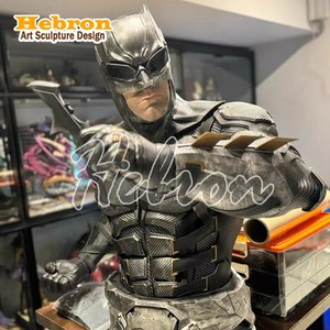 Estatua de <span class=keywords><strong>Batman</strong></span> de Tamaño Real en Resina, Personajes de Películas, Escultura de Superhéroe, Escultura de Resina - Product Image 1