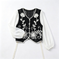 Haut en tricot durable à lacets en dentelle florale au dos, gilet ajouré, chemisier en mousseline à manches papillon, fin pour l'automne