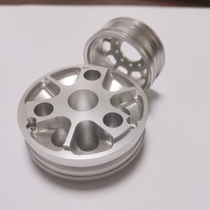 บริการเครื่องจักรซีเอ็นซีความแม่นยำสูงสำหรับชิ้นส่วนอุปกรณ์เครื่องจักรกลสแตนเลส 303/304 ที่ไม่ได้มาตรฐาน พร้อมบริการเจาะรูห้ารู - Product Image 4