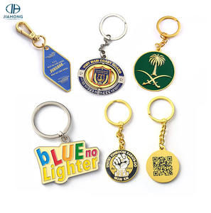 Campione gratuito in lega di zinco carino Kawaii portachiavi arcobaleno lettera portachiavi Logo personalizzato carino rosa smalto morbido altri portachiavi - Product Image 3