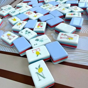Juego de Mahjong Personalizado Estilo Americano, 160 Piezas, Color Azul Brisa Marina, Pintado a Mano en Acrílico, Plegable, Moderno y Lujoso, Set de Regalo - Product Image 1