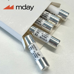 נתיך קרמי גלילי של Mday, 1000V DC, 2-32A, בעל כושר ניתוק גבוה, 10*38 מ\\\"מ, למערכת סולארית פוטו-וולטאית - Product Image 2