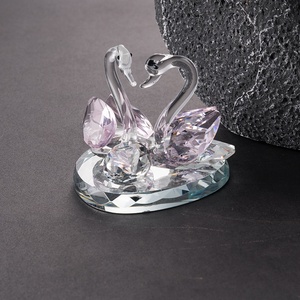 Cigni di Cristallo a Prezzo Conveniente, Colore Rosa e <span class=keywords><strong>Blu</strong></span>, <span class=keywords><strong>Cigno</strong></span> in Cristallo K9 Doppio con Confezione Regalo per Bomboniere, Statuetta di <span class=keywords><strong>Cigno</strong></span> in Cristallo - Product Image 2