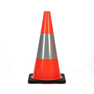 Venta al por mayor Wesure Safety S7119 28 ''Base negra PVC naranja tráfico cono Australia estándar reflectante 37CM * 37CM advertencia de tráfico - Product Image 4