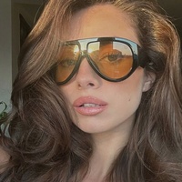 Nouvelle Arrivée Lunettes de Soleil Y2K de Créateur de Marque de Luxe Logo Personnalisé Tendance Surdimensionnées Lentilles UV400 Monture PC Dorée 2025