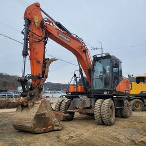 La haute performance d'excavatrice de bras long Doosan DX140 d'occasion a utilisé des machines de pelle Doosan - Product Image 2