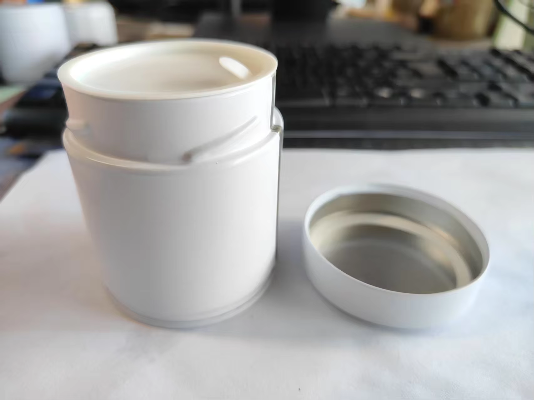 White with inner plastic lid