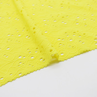 Tissu jacquard sergé ripstop tricoté sur mesure en polyester organique 220 GSM de poids moyen, 100 % polyester, pour femmes et jeunes filles - Collection 2025 (Vente en gros)