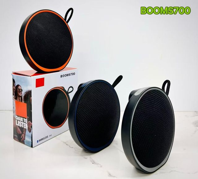 NEW BOOMS700 Best-selling Wireless Speaker with FM Radio/TF/USB/TWS Functions - Stereo Portable Ultra-Low-Volume BT 5W BASS