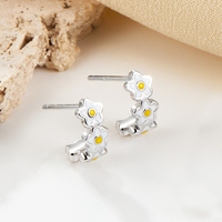 Meistverkaufte Damen-Ohrstecker aus Rhodium-plattiertem 925 Sterling Silber mit Niedlichem Eigelb-Blumen-Design - Frisches und Süßes Geschenk