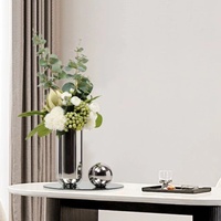 Vase à fleurs créatif en acier inoxydable, forme géométrique, design moderne et simple, décoration de bureau personnalisée en métal pour la maison, vente en gros