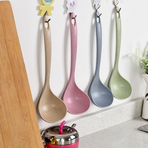 Cucharón de plástico de color nórdico con mango largo para cocinar y servir sopa, no daña las ollas - Product Image 4