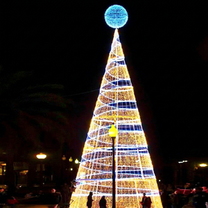 Sapin de Noël conique étanche IP65 avec guirlandes lumineuses LED denses, conçu pour les entrées de parcs, d'hôtels et les présentoirs de places publiques - Product Image 1