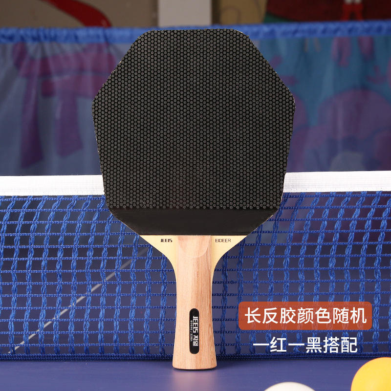 Horizontal shot - long glue