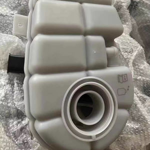 ถังน้ำยาหล่อเย็นใหม่ 8K0121403AC 8K0121403 สำหรับ Audi Volkswagen สำหรับ Porsche A4 A5 A6 Q5 Q5L ถังขยายตัวน้ำยาหล่อเย็นสำหรับ Porsche - Product Image 5