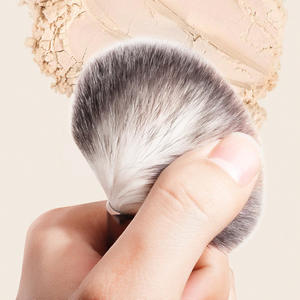 แปรงแต่งหน้าพร้อมหัวไนล่อนนุ่มสองเท่าสำหรับหวีเคราและหนวด - Product Image 6