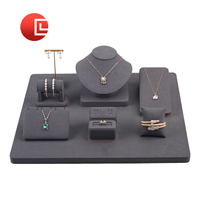 Ensemble de présentoirs à bijoux en microfibre de luxe de couleur personnalisée CHEN LU, collier, boucles d'oreilles, bague, bracelet, présentoir pour magasin de détail, OEM