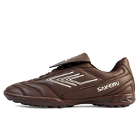 SAIFEINU 2026 Nouvelles Chaussures de Football pour Hommes Printemps/Été, Crampons TF Antidérapants pour Entraînement sur Gazon avec Couvre-Chaussures Vente en Gros