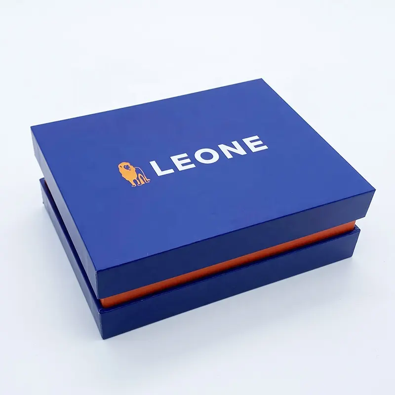 custom small Elegant lift-off lid shoulder neck lid and base boxes gift package 2 pieces rigid paper box