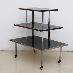 Mesa <span class=keywords><strong>de</strong></span> Exhibición Rodante <span class=keywords><strong>de</strong></span> Acero Inoxidable Personalizada <span class=keywords><strong>de</strong></span> 3 Niveles, Exhibidor para Zapatos, Bolsos y Joyería, Venta Directa <span class=keywords><strong>de</strong></span> Fábrica - Product Image 4