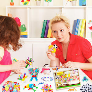 ชุดอุปกรณ์ศิลปะและงานฝีมือสำหรับเด็กทำมือหลากหลายชนิด 1500+ ชิ้น ได้รับการรับรองมาตรฐาน CE  ประกอบด้วยท่อพลาสติกสำหรับงาน DIY โครงการงานฝีมือ และการเรียนที่บ้าน - Product Image 4