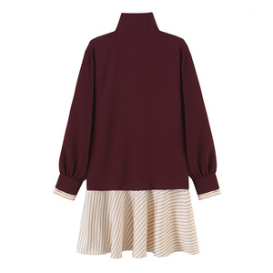 Robe mini femme bordeaux à demi-zip, manches longues, col montant, empiècements contrastants <span class=keywords><strong>en</strong></span> matériaux variés, taille basse, jupe évasée, collection automne ODM - Product Image 5