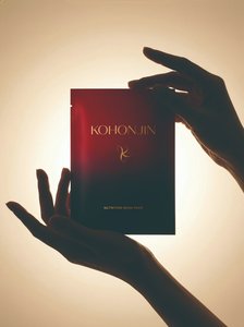 มาส์กบำรุงผิวพรีเมียมสูตรโสมข้าวดำผสมสไปเดอร์เพนทาเปปไทด์ ช่วยให้ผิวเปล่งประกาย ชุ่มชื้น ลดการระคายเคือง ผลิตจากใยเทนเซลย่อยสลายได้ทางชีวภาพ - Product Image 2