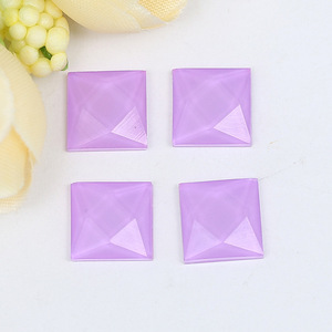 จิวเวลรี่รูปทรงสี่เหลี่ยมสีเจลลี่ ขนาด 6-12 มม. สำหรับตกแต่งรถยนต์ ของตกแต่งจากเมืองอี้หวู่ สไตล์สดใสหวานซึ้ง เหมาะสำหรับงานศิลปะและของสะสม - Product Image 3