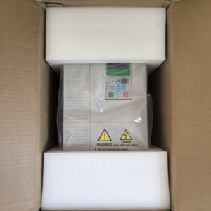 Variador de Frecuencia de Alto Rendimiento Control Techniques NE300, Trifásico, 380V, 22kW, VFD NE300--4T0220G/0300PB, Variadores Nidec - Product Image 3