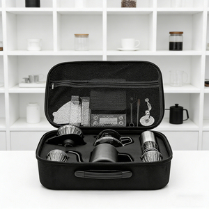 Set da viaggio <span class=keywords><strong>per</strong></span> caffè arabo classico e resistente da 9-12 pezzi personalizzabile, con macinacaffè manuale in metallo <span class=keywords><strong>per</strong></span> versamento a mano - Product Image 4