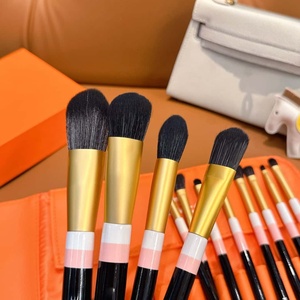 Juego de brochas de maquillaje portátiles, duraderas y fáciles de limpiar, venta al por mayor de fábrica. - Product Image 5