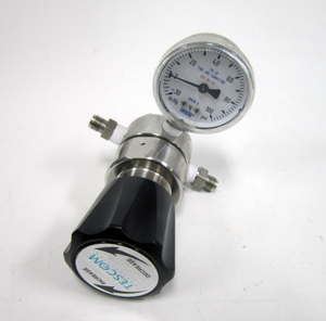 Nouveaux régulateurs et systèmes de commutation automatique Tescom CS-2263-241 Système de commutation à faible débit - Product Image 1