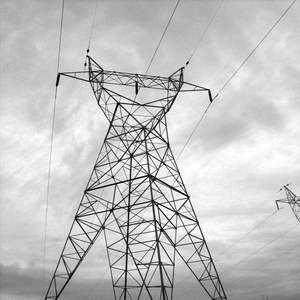 Tour de transmission autoportante à structure en treillis haute résistance en acier pour l'énergie - Product Image 1