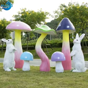 Sculpture de champignon en fibre de verre fantaisie en forme de <span class=keywords><strong>pizza</strong></span> - Peinte à la main - Décoration pour jardin féerique et aire de jeux - Product Image 1