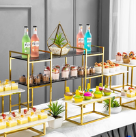 Plateau de présentation de gâteaux et desserts en métal doré pour buffet, table de pâtisserie, stand de restauration pour mariage et décoration d'hôtel