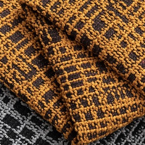 Tela de Brocado Grueso 100% Poliéster para Sofá; Crea Tu Propia Funda de Sofá a Cuadros, Tapicería Suave Estilo Rústico - Product Image 3
