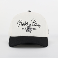Casquettes de baseball unisexes de haute qualité Beige noir à 5 panneaux avec motif d'arcs brodés personnalisés Casquettes structurées en coton à profil moyen