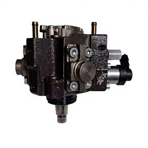 The fuel injection pump of the <b>engine</b>, <b>model</b> 0445010191 R425DOHC - Product Image 1
