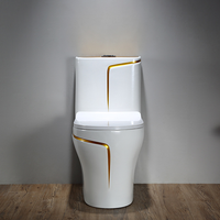 Cuvette de toilette suspendue au mur de couleur dorée Salle de bain en céramique Cosse de toilette suspendue au mur en plaqué or de luxe