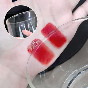 ลิปกลอสแบบสองหัว ยี่ห้อของเราเอง รุ่นขายดี เนื้อแมตต์ กลิตเตอร์ ฉ่ำวาว กันน้ำ ไม่เหนียวเหนอะหนะ วีแกน ป้องกันแสงแดด บำรุงริมฝีปาก - Product Image 4