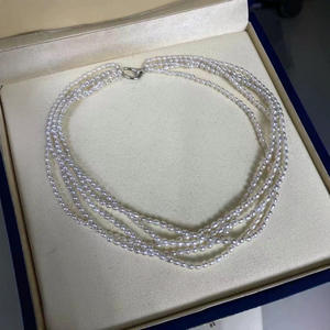 Collier élégant et polyvalent en petites perles avec fermoir OT, collier multi-rangs enroulé autour de la clavicule, accessoire de mode pour robe - Product Image 3