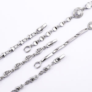 Joyería de Moda Bañada en Oro Blanco Joyería que No se Deslustra Pulsera de Circonita Cúbica Pulseras de Tenis de Diamantes Joyería de Pulsera de Trébol - Product Image 4