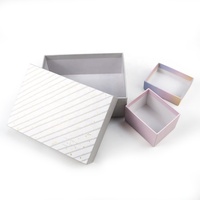 Boîte cadeau de luxe personnalisée en gros avec motif doré et boîte intérieure rose-violet dégradé, emballage texturé haut de gamme