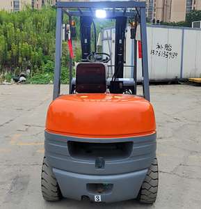 Carretilla Elevadora Diésel Japonesa FD30 de Segunda Mano, 3 Toneladas, Disponible a Precio Económico, en Venta - Product Image 6