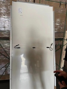 <span class=keywords><strong>Panel</strong></span> <span class=keywords><strong>Solar</strong></span> Longi Monofacial de <span class=keywords><strong>550W</strong></span>, Tier 1 Himo 5m LR5 72HPH 540W 545W 555W 560W 144 Perc Half Cells - Product Image 2