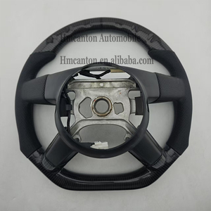 พวงมาลัยหนังคาร์บอนไฟเบอร์แบบเจาะรู รุ่นยอดนิยมสำหรับรถยนต์ Chrysler 300C - Product Image 2