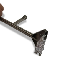 Outils de nettoyage pour barbecue en acier inoxydable avec manche en bois, longue portée, résistants à la chaleur, pour le nettoyage des grilles à charbon de bois