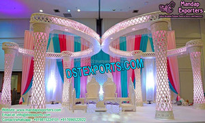 Glamoroso Mandap/Escenario de Boda con Cristales en Espiral, Impresionante Mandap de Boda de Cristal, Moderno Mandap de Cristal de Fibra con Espiral Dorada, Virginia - Product Image 6
