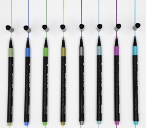 Juego de Marcadores Metálicos de Punta Fina IERS de 18 Colores, No Borrables, para Dibujos Artísticos de Estudiantes Escolares - Product Image 6