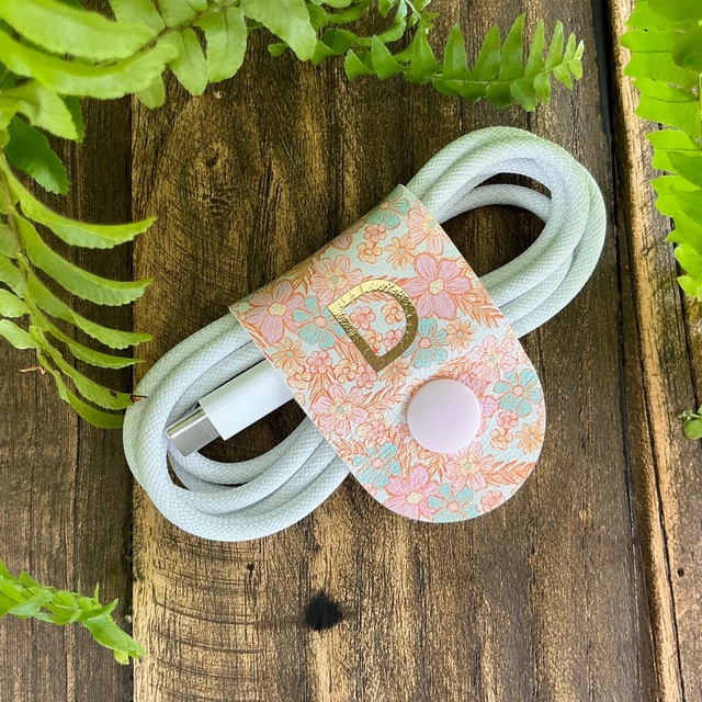Keep Worthy Custom Leather Cable Holder Personalized Cord Organizer for Loyal Customer Gifts